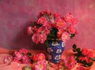 Девушка Розы розы, ваза, лепестки, тюль обои рабочий стол