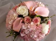 Девушка Цветы розы, белые, розовые, цветы, цветок, букет, каллы обои рабочий стол